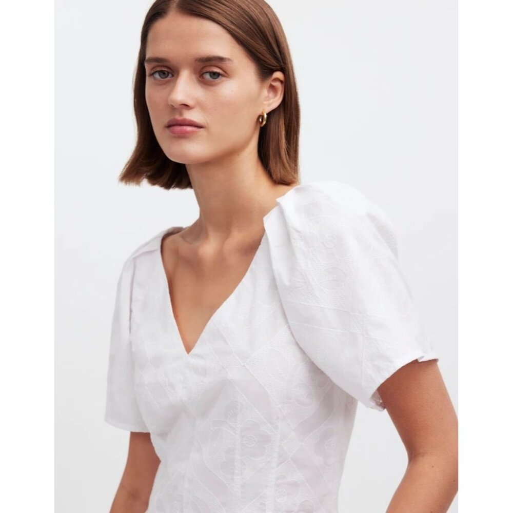 Madewell Darted V-Neck Top in Floral in Eyele White